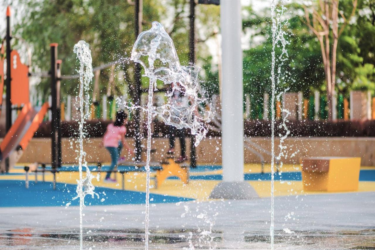 Al Messila, A Luxury Collection Resort & Spa, Ad Dawhah Esterno foto Fountains at the park