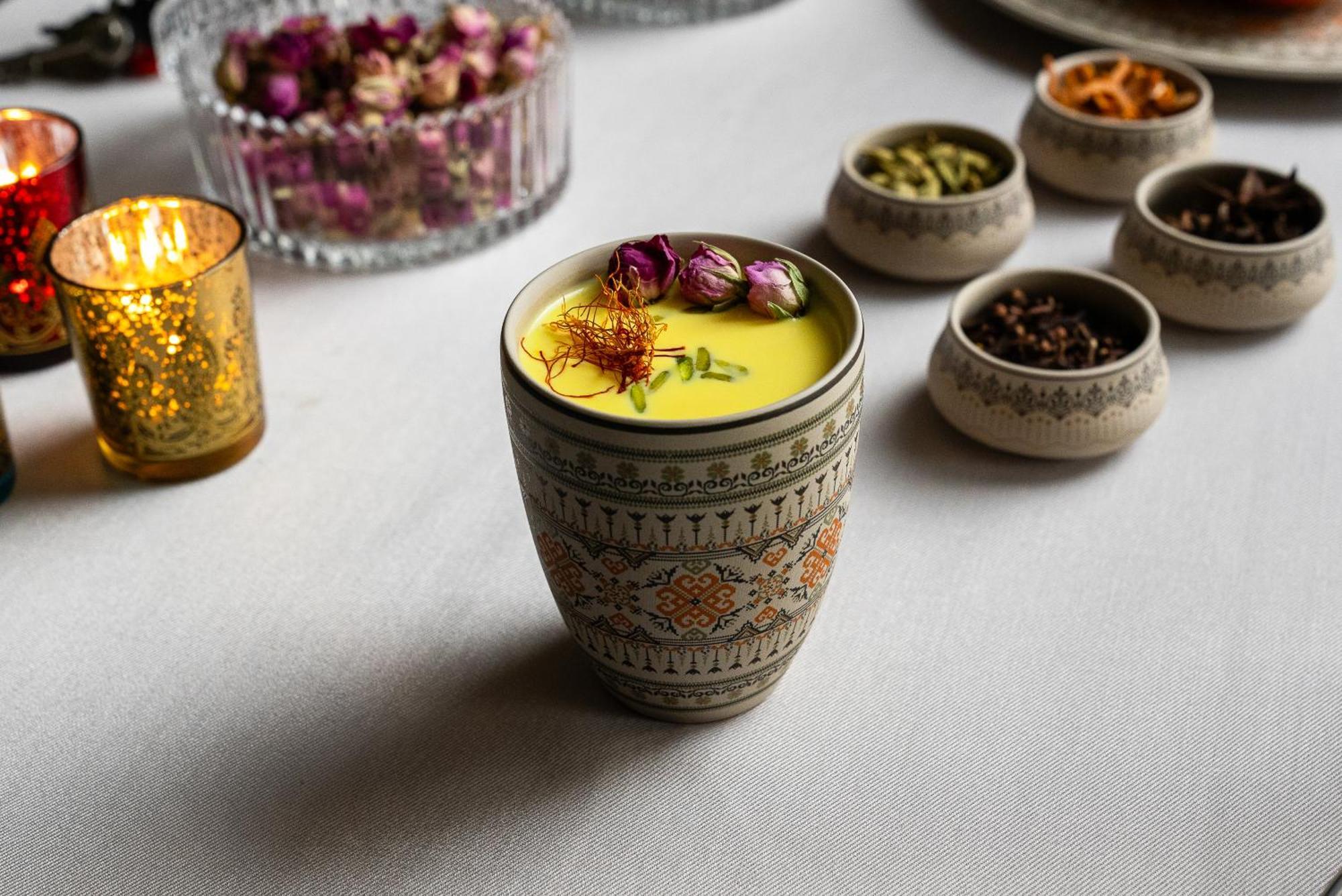 Al Messila, A Luxury Collection Resort & Spa, Ad Dawhah Esterno foto Golden milk